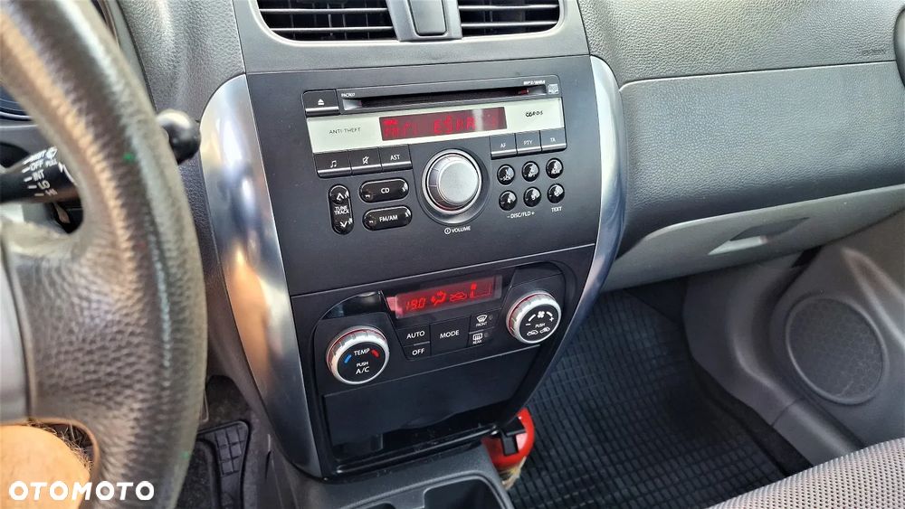 Suzuki SX4 1.6 Premium 4WD - 16