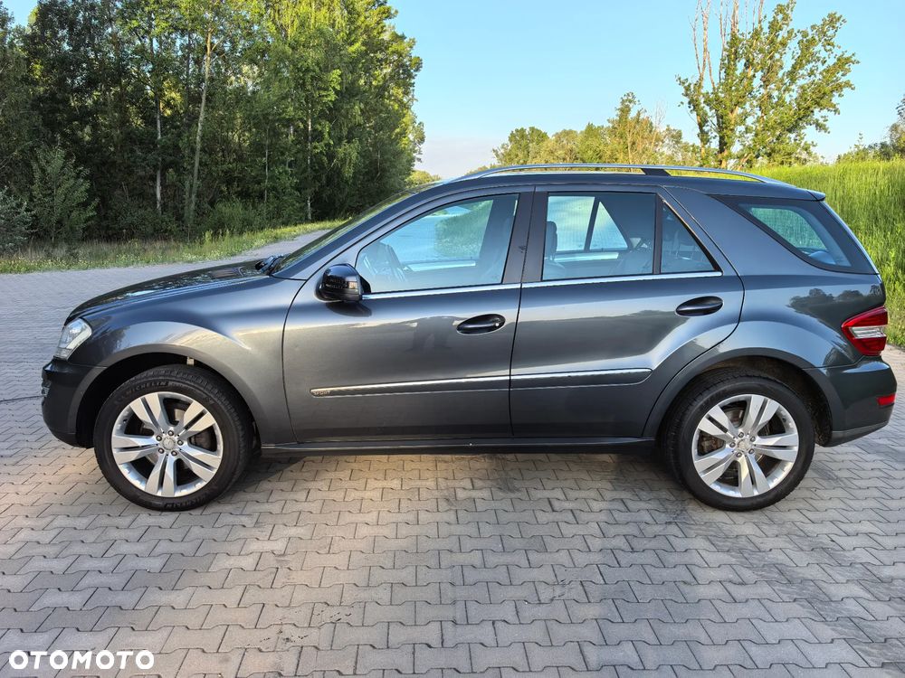 Mercedes-Benz ML - 7