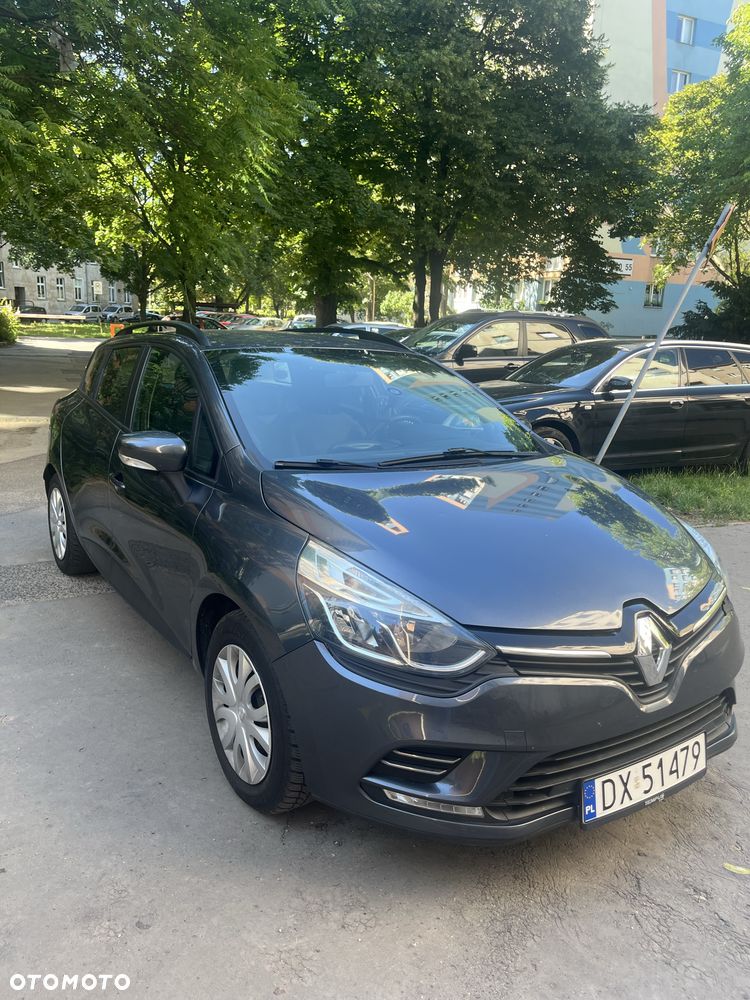 Renault Clio - 2