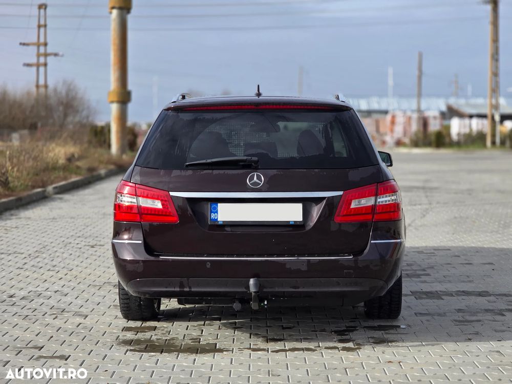 Mercedes-Benz E 220 CDI DPF BlueEFFICIENCY Automatik Avantgarde - 5