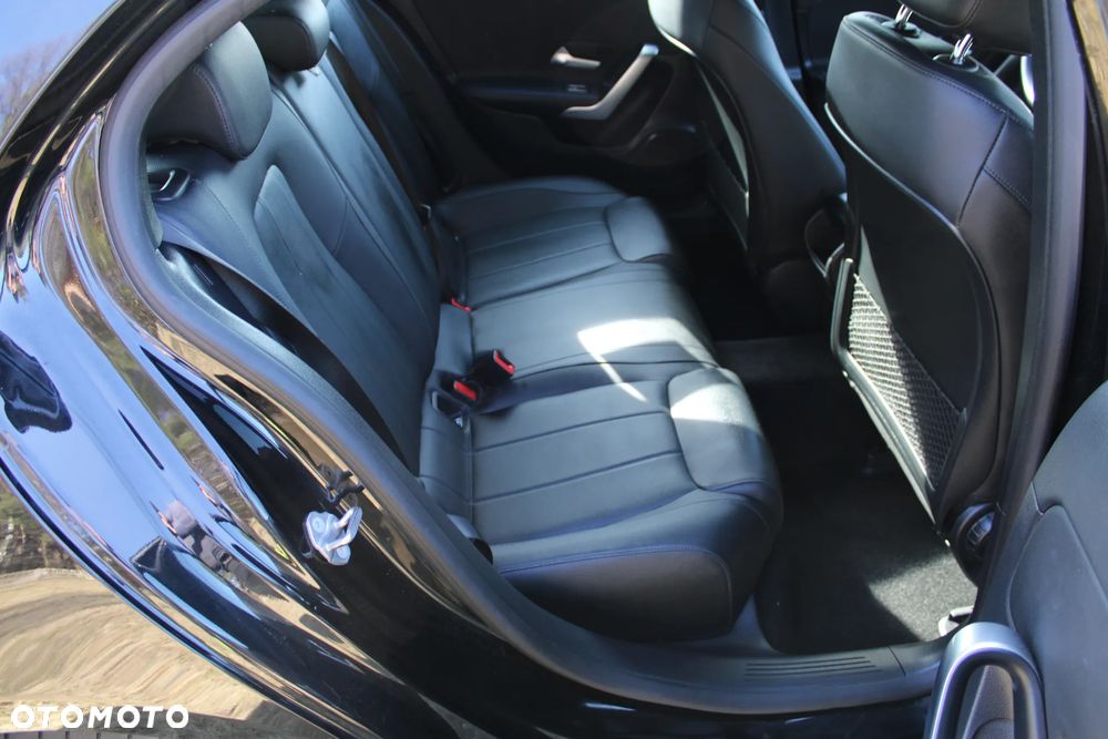 Mercedes-Benz Klasa A 180 d 8G-DCT Progressive - 16