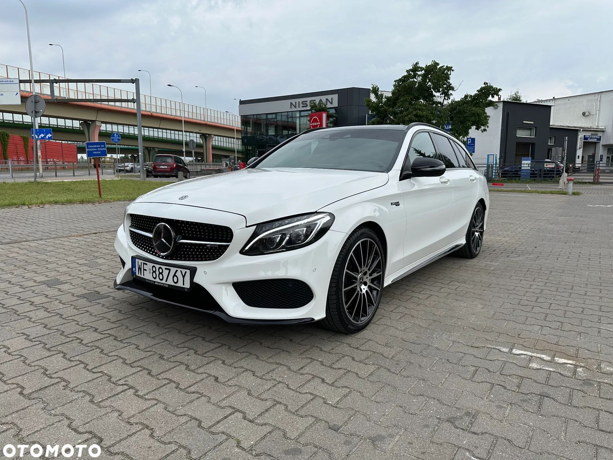 Mercedes-Benz Klasa C AMG 43 4-Matic - 1