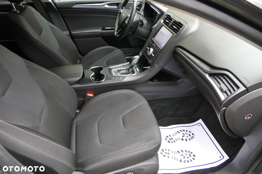 Ford Mondeo 2.0 Hybrid Trend - 20