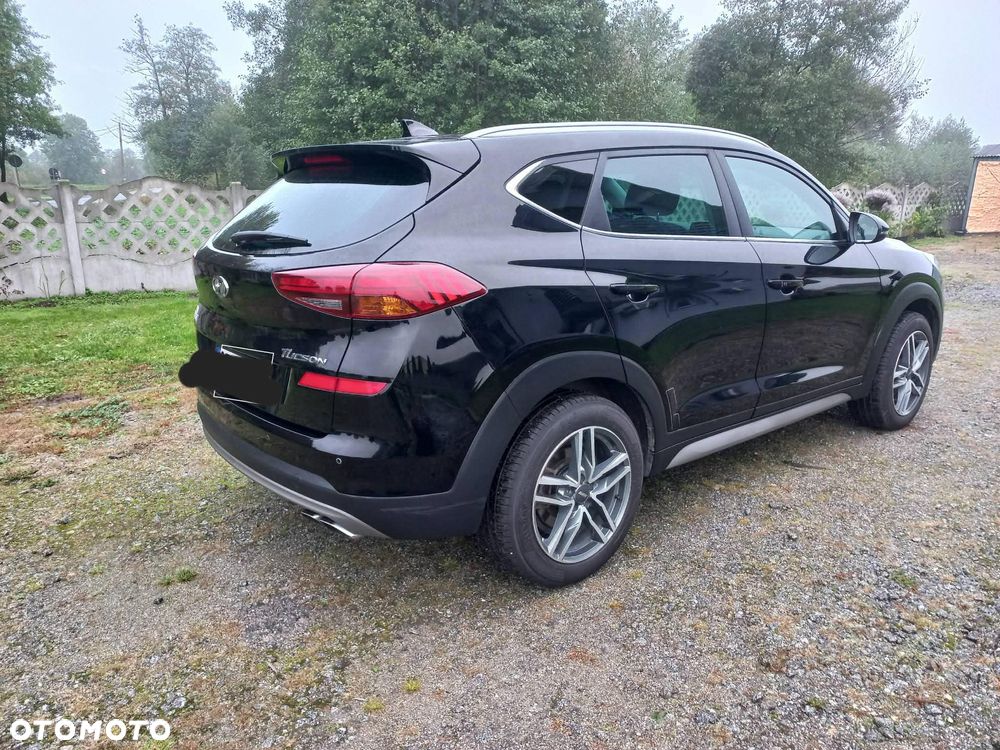 Hyundai Tucson - 2