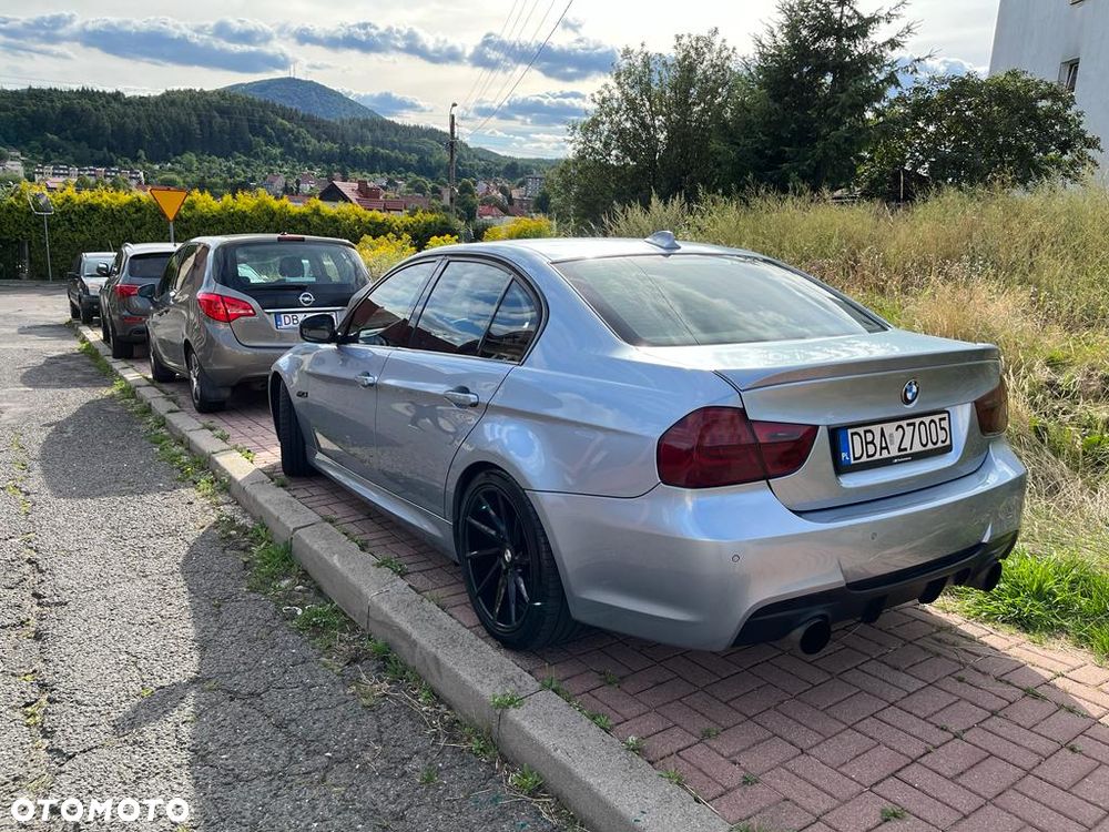 BMW Seria 3 330d xDrive - 12