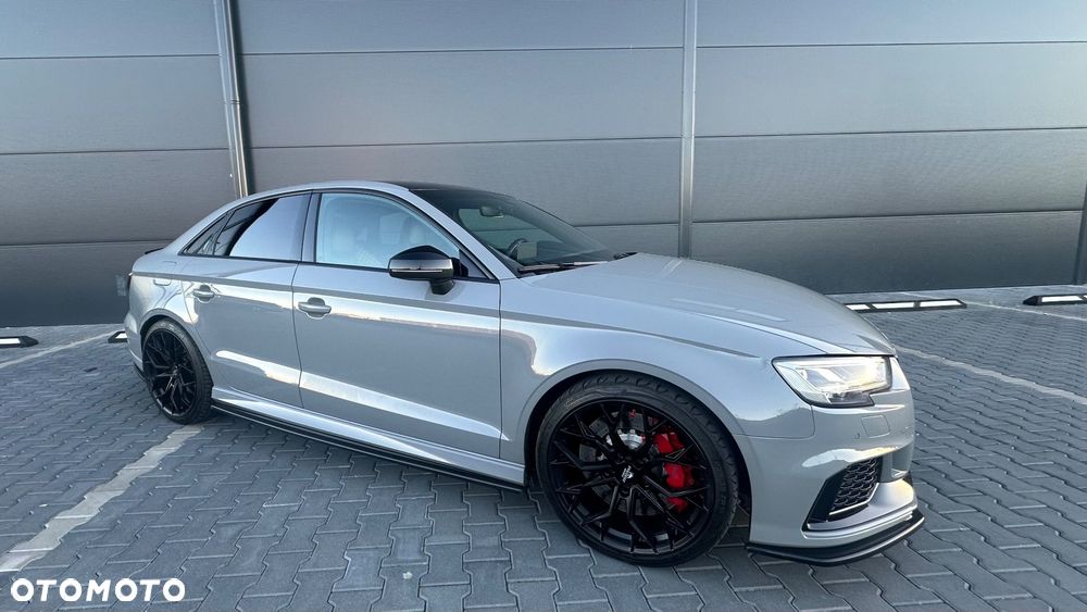 Audi RS3 Limousine - 9