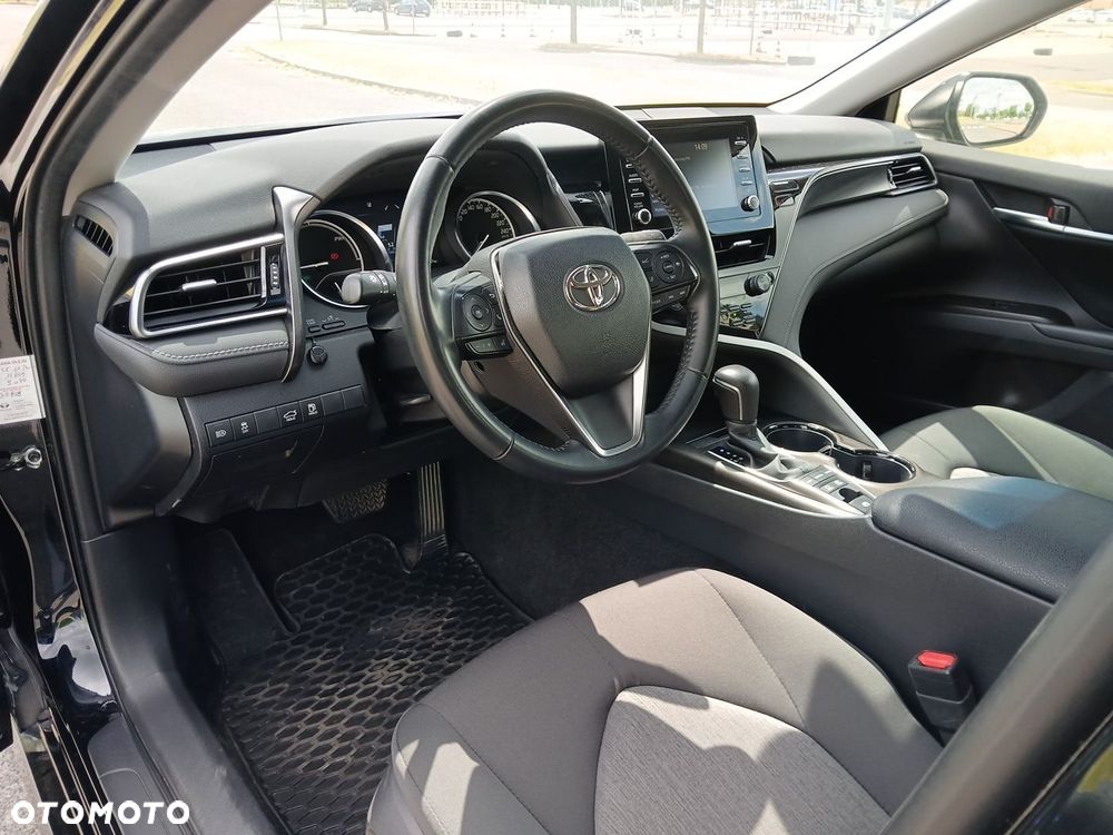 Toyota Camry 2.5 Hybrid Comfort CVT - 17