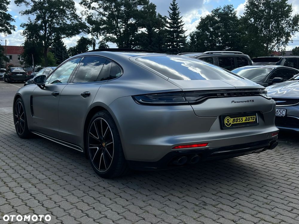 Porsche Panamera - 7