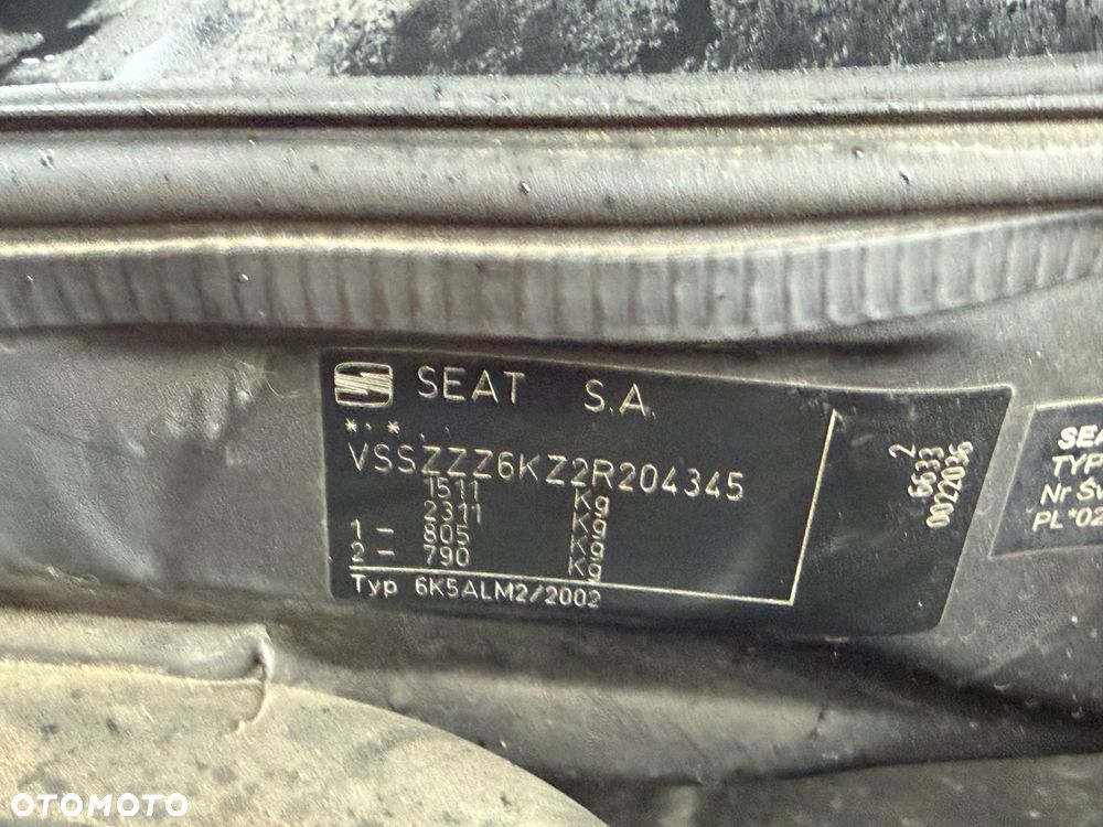 Seat Cordoba II 1.6 benzyna 2002 na rozbiórkę – silnik i skrzynia w dobrym stanie części - 3