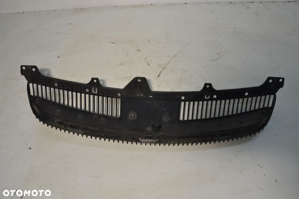 Grill przedni do Lexus GS 300 GS 350 GS 430 MK III - 2