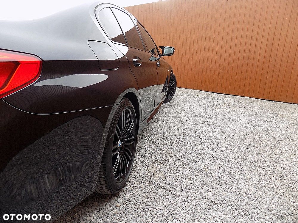 BMW Seria 5 520d xDrive M Sport Edition - 33