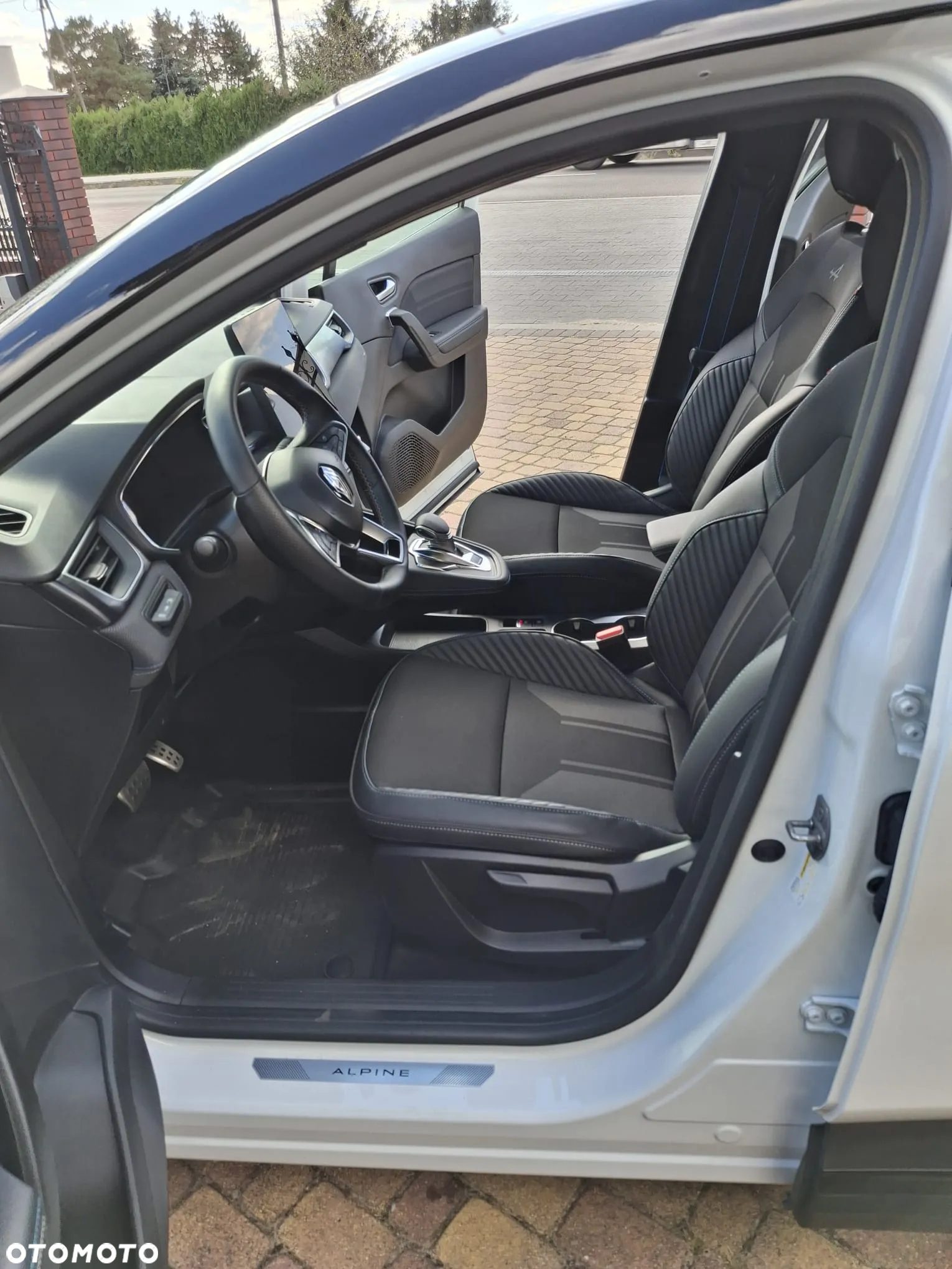 Renault Captur 1.6 E-TECH Full Hybrid 160 Esprit Alpine - 17
