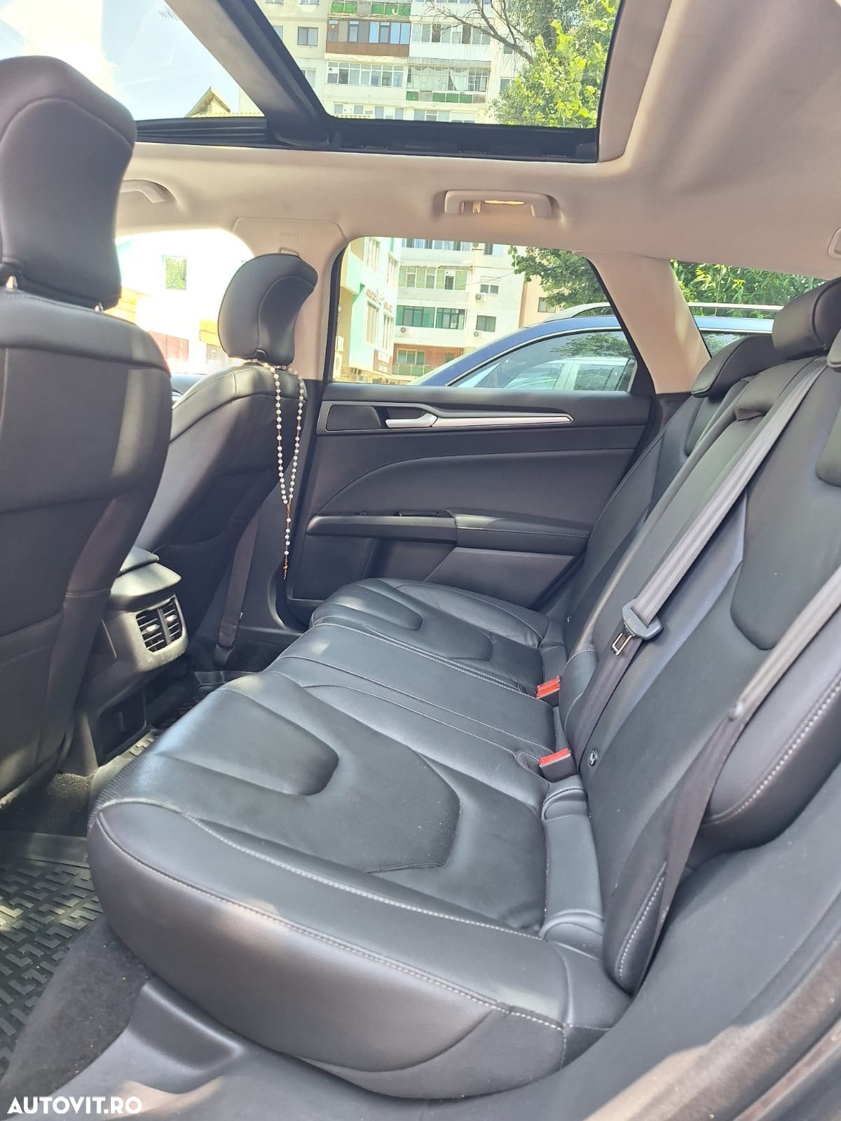 Ford Mondeo - 9