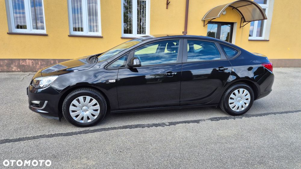 Opel Astra 1.4 Turbo - 2
