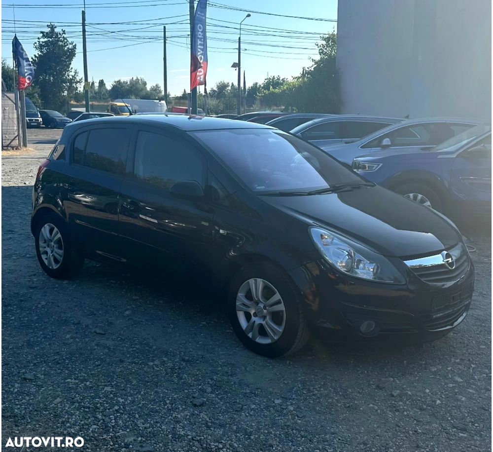Opel Corsa 1.4 16V Automatik Color Edition - 4