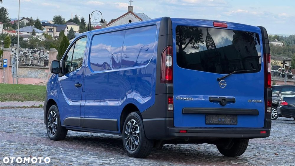 Opel VIVARO - 38