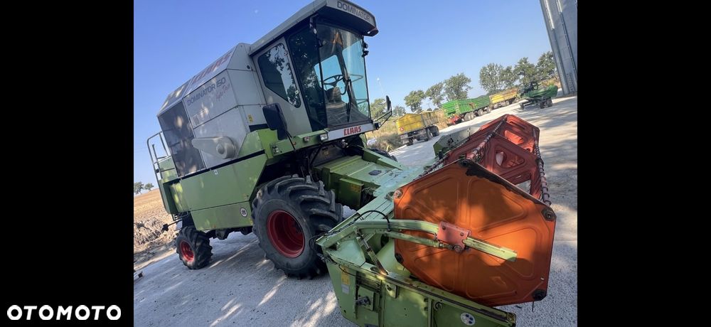 Claas Dominator 150 - 1