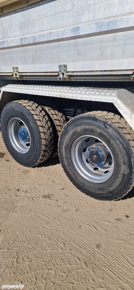 Iveco Trakker - 3