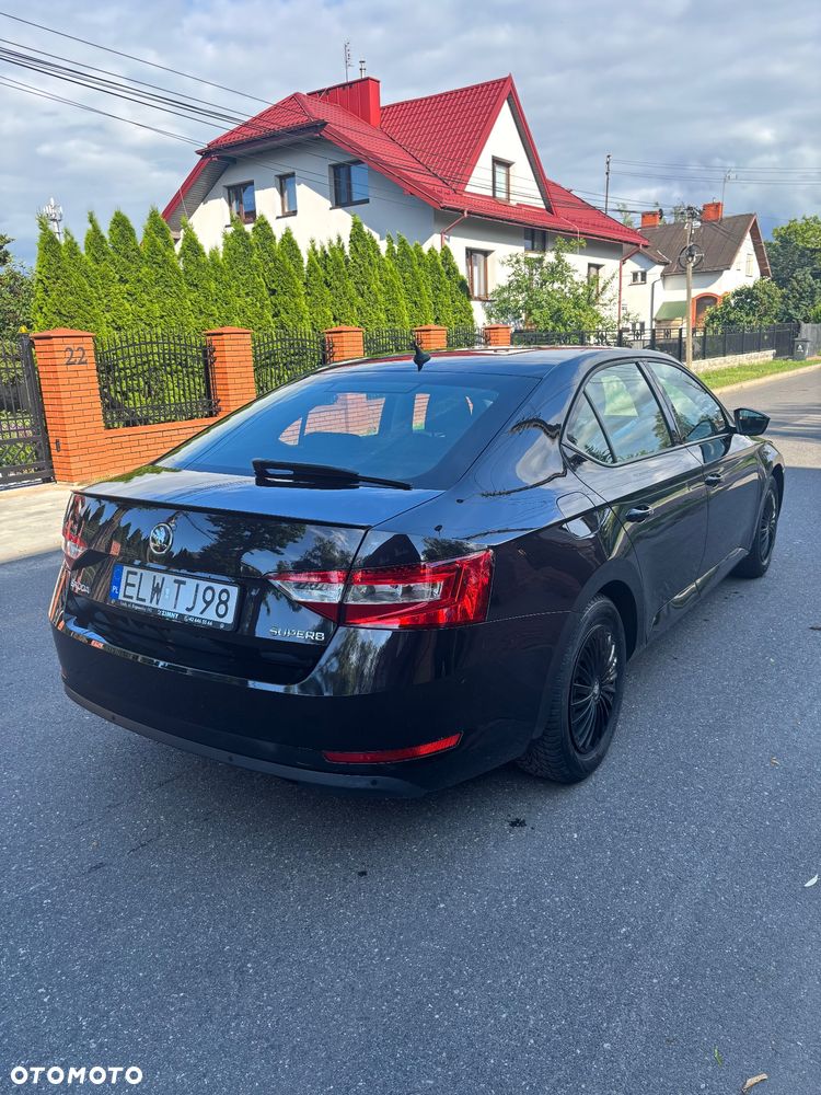 Skoda Octavia 1.5 TSI ACT Ambition - 4