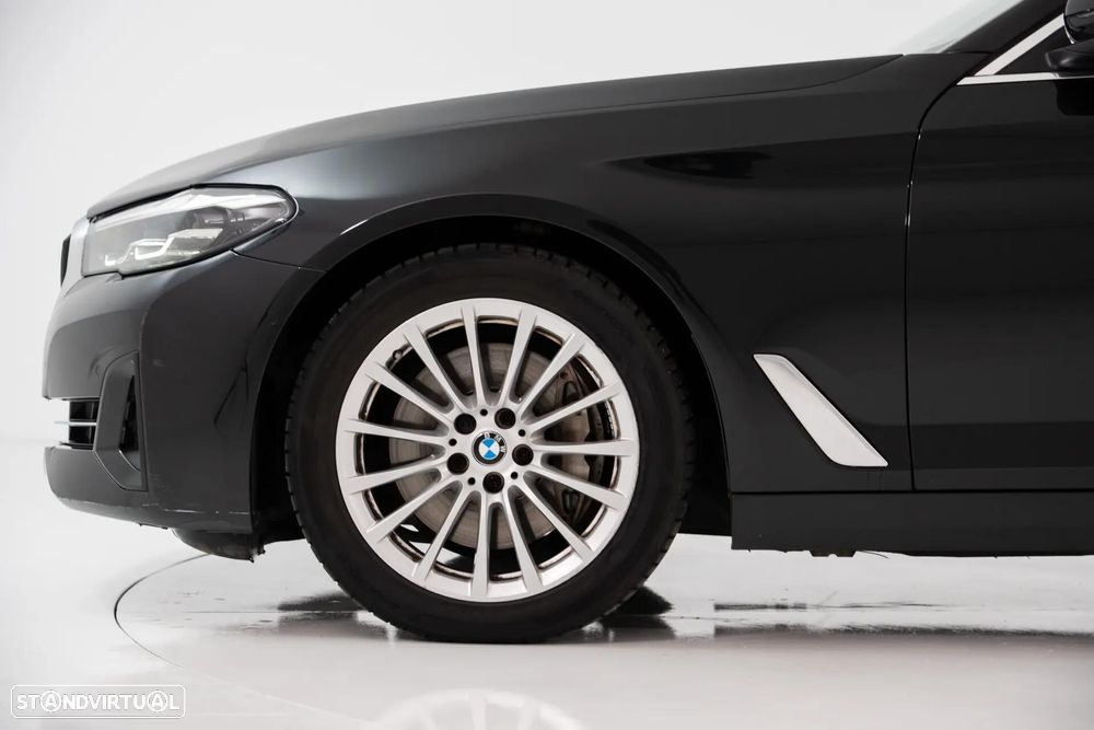 BMW 530 d Line Luxury Auto - 14