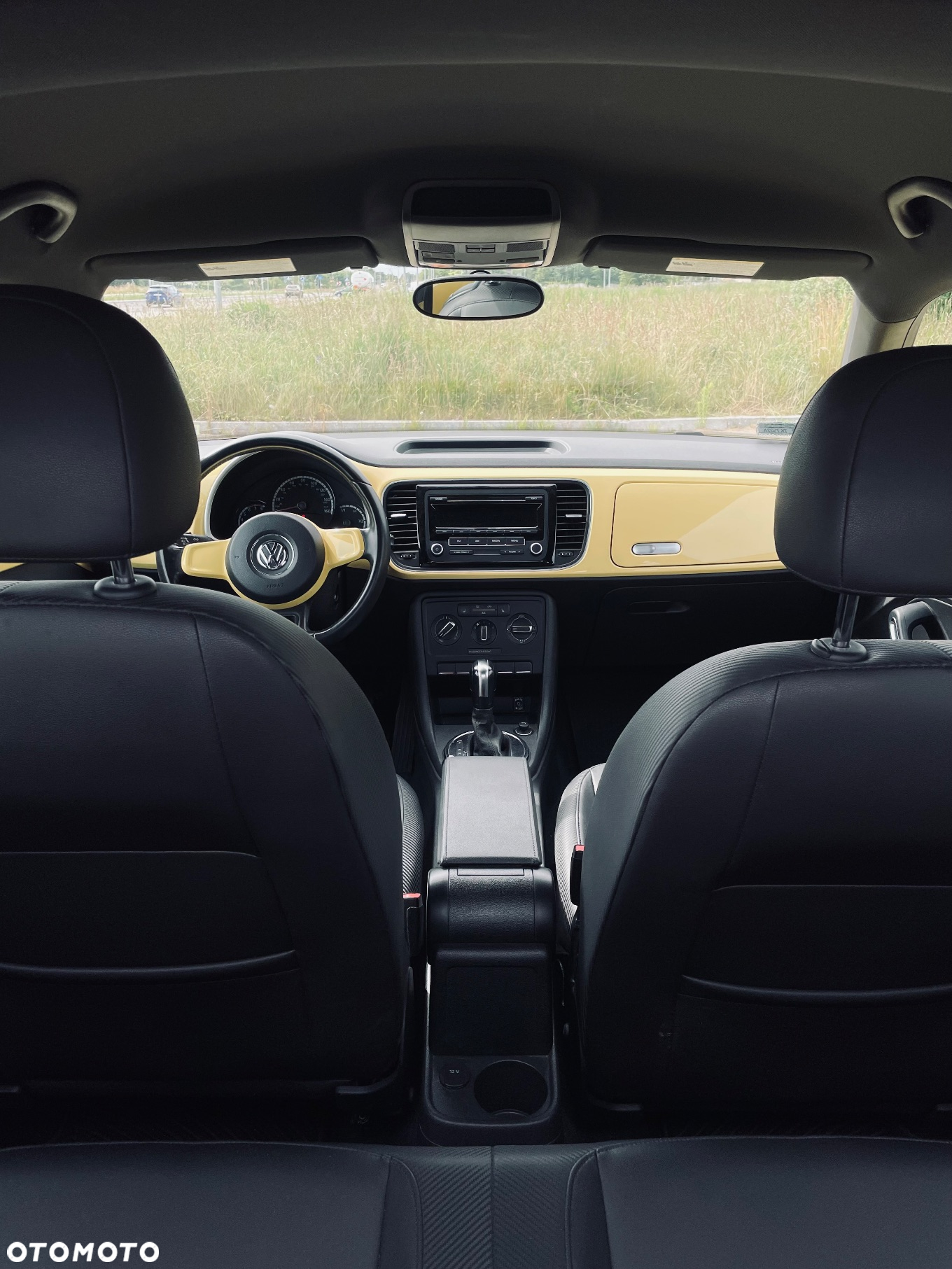 Volkswagen New Beetle - 8