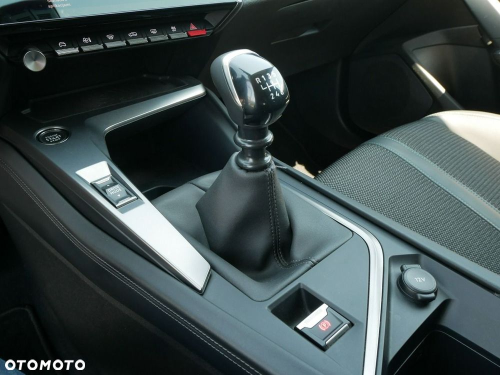 Peugeot 308 PureTech 130 Allure - 22