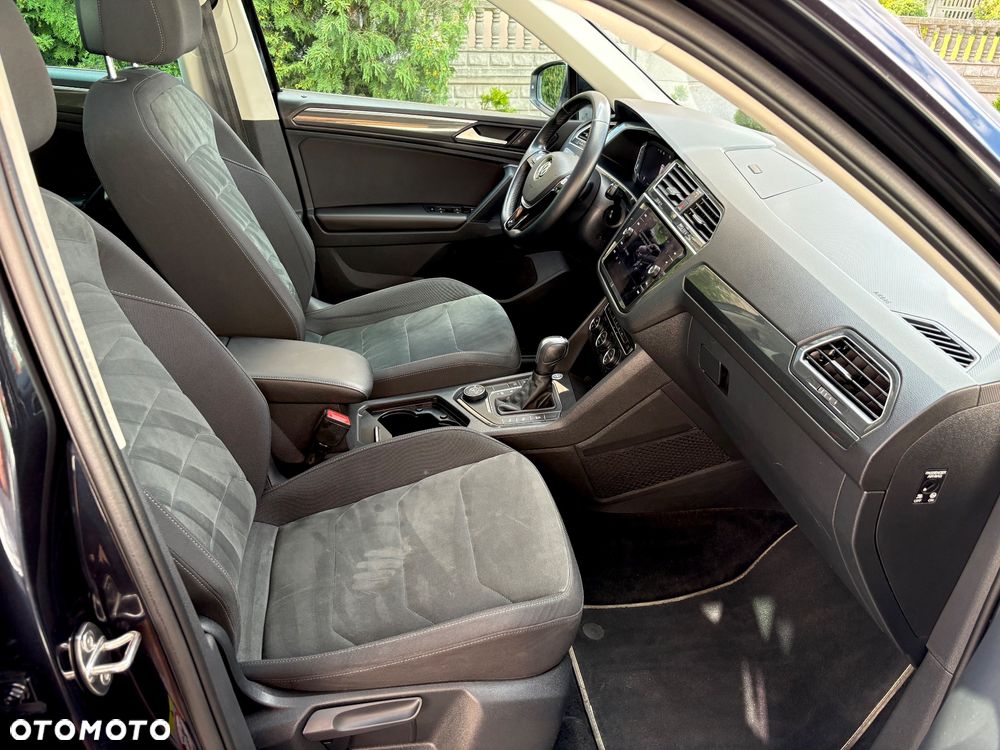 Volkswagen Tiguan 2.0 TDI SCR 4MotION DSG R-Line - 31