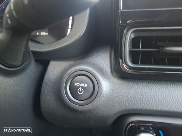 Toyota Yaris 1.5 HDF Comfort - 23