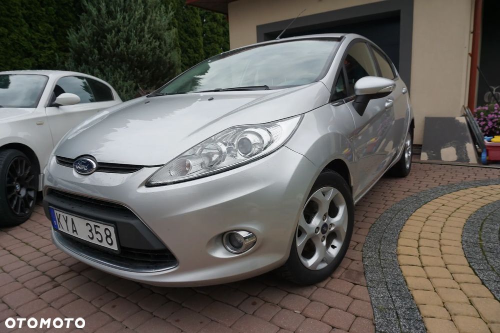 Ford Fiesta 1.25 Celebration - 2