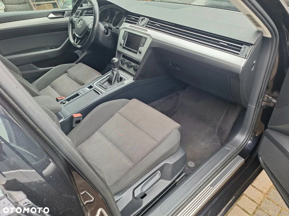 Volkswagen Passat 1.4 TSI ACT (BlueMotion Technology) Comfortline - 9