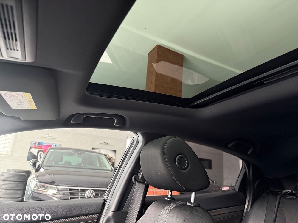 Honda Civic 1.5 i-VTEC Turbo CVT Sport - 27