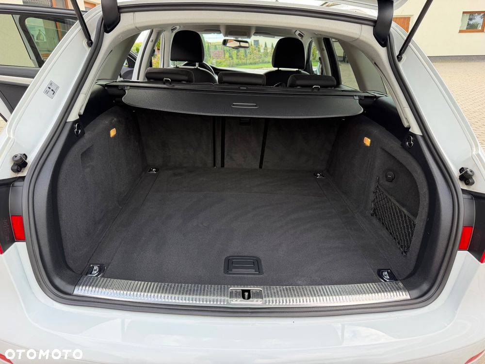 Audi A4 Allroad 2.0 TDI Quattro - 35