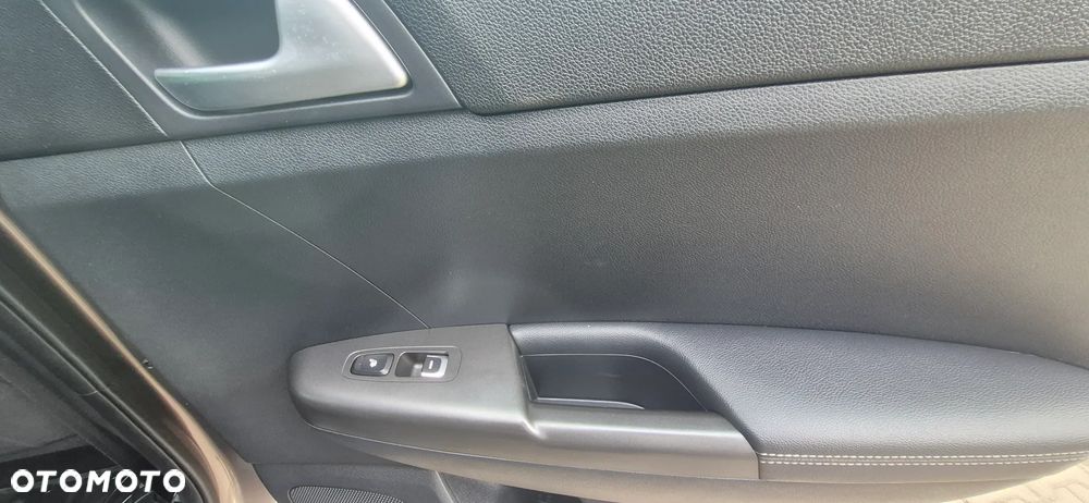 Kia Sportage 2.0 CRDI AWD VISION - 17