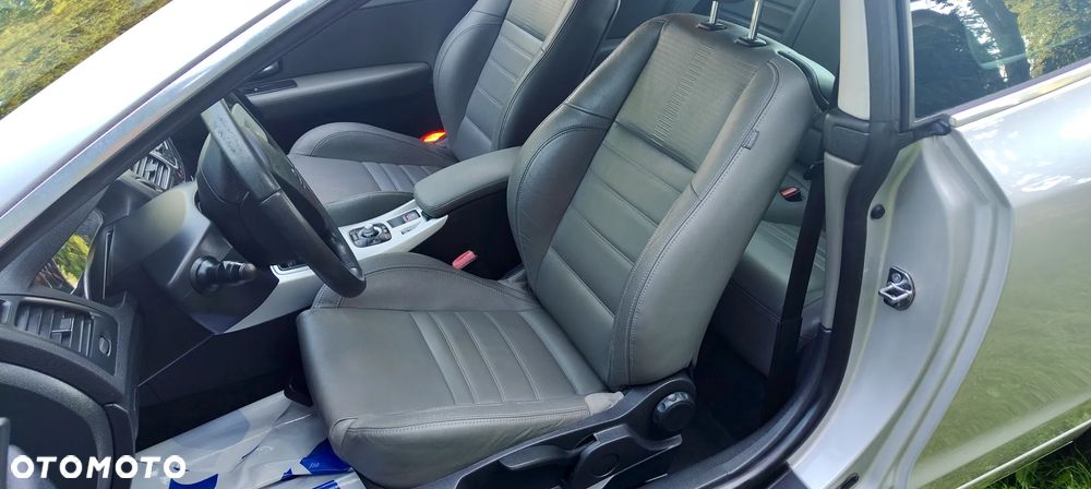 Renault Laguna dCi 150 FAP Night and Day - 4