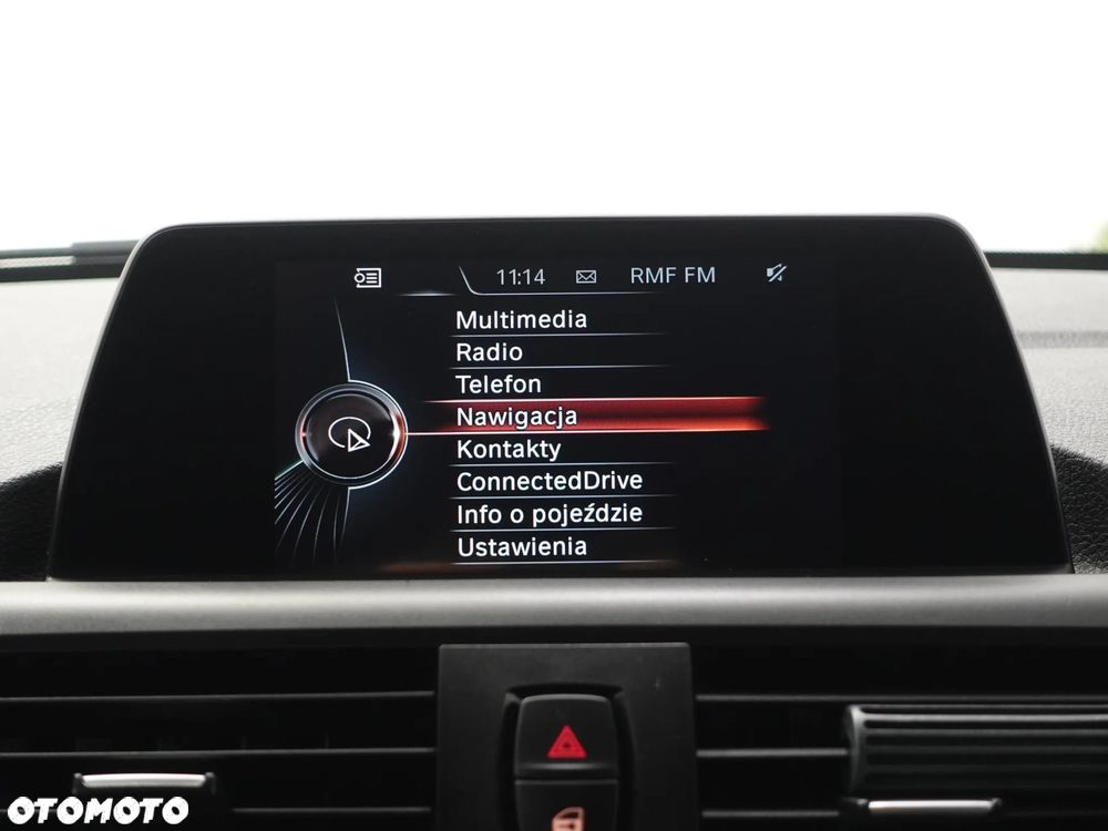 BMW Seria 1 - 30