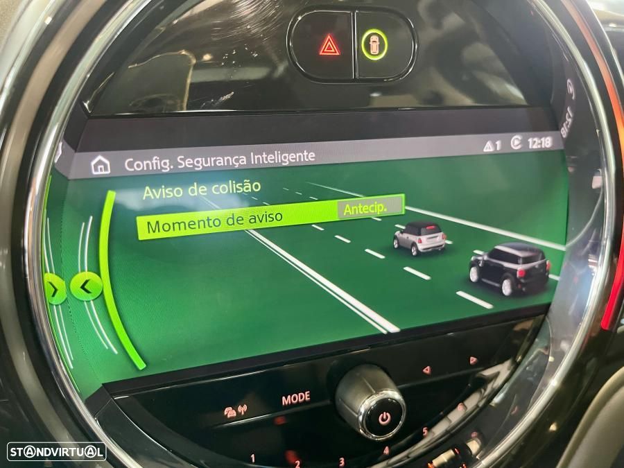 MINI Countryman Cooper SE ALL4 Auto - 23