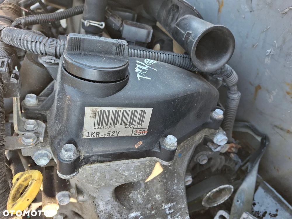 Silnik Toyota Yaris Auris 1KR-b52V z Niemiec - 2