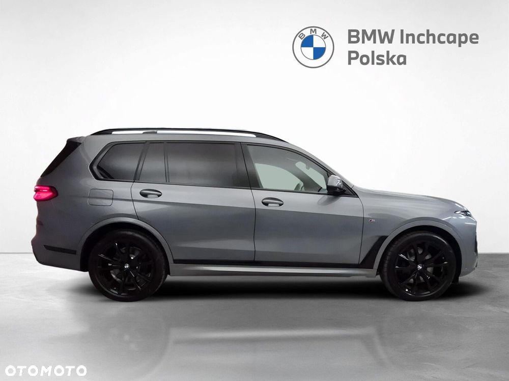 BMW X7 - 7