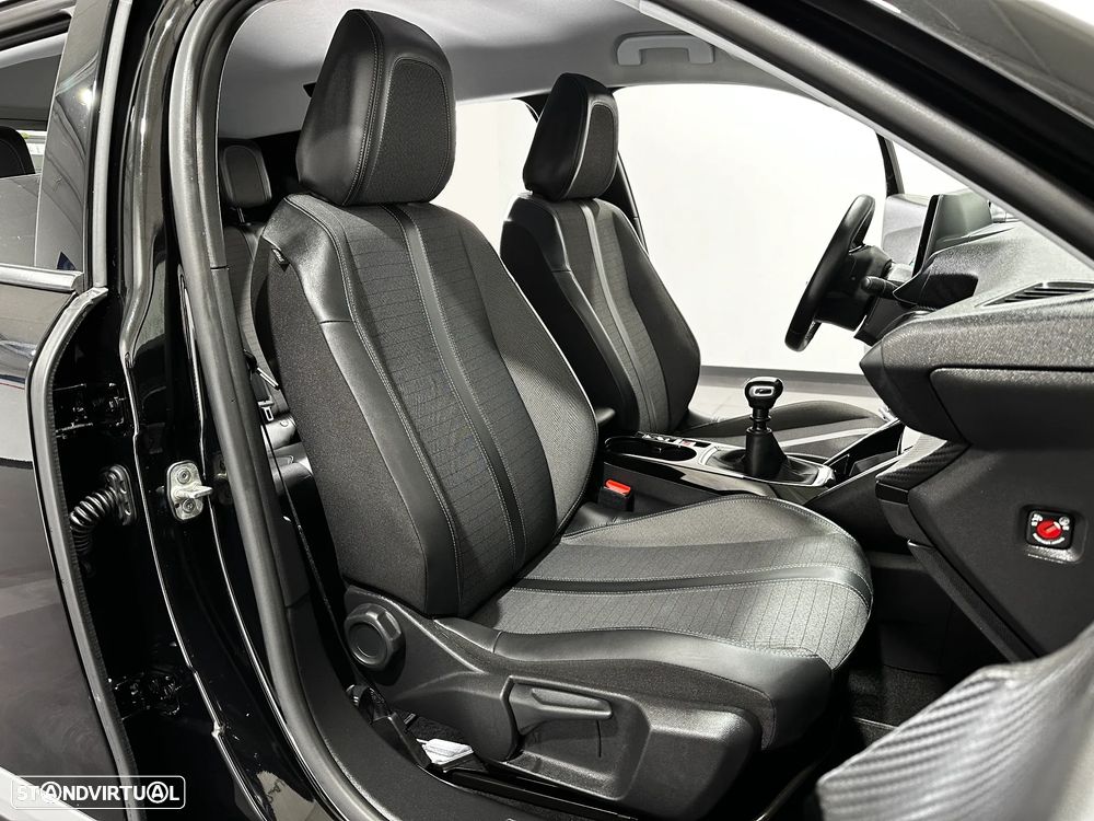 Peugeot 2008 1.5 BlueHDi Allure - 33