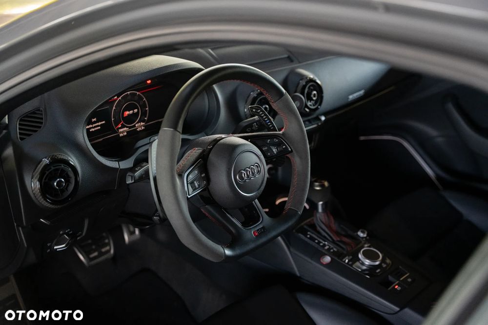 Audi RS3 Limousine 2.5 TFSI GPF Quattro S tronic - 14