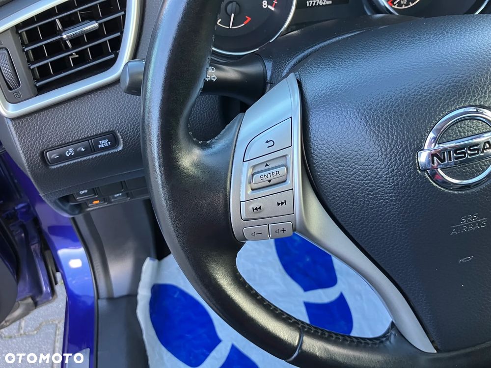 Nissan Qashqai 1.2 DIG-T N-Connecta EU6 - 20