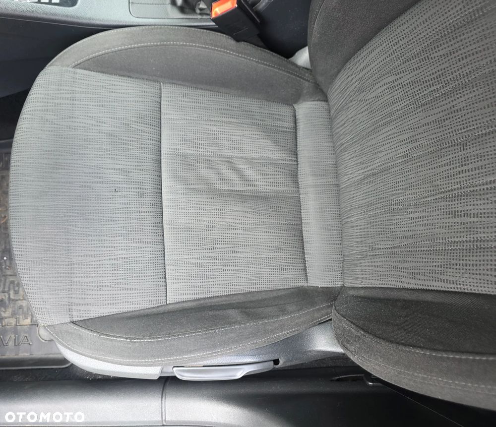 Skoda Octavia 2.0 TDI Style DSG - 26