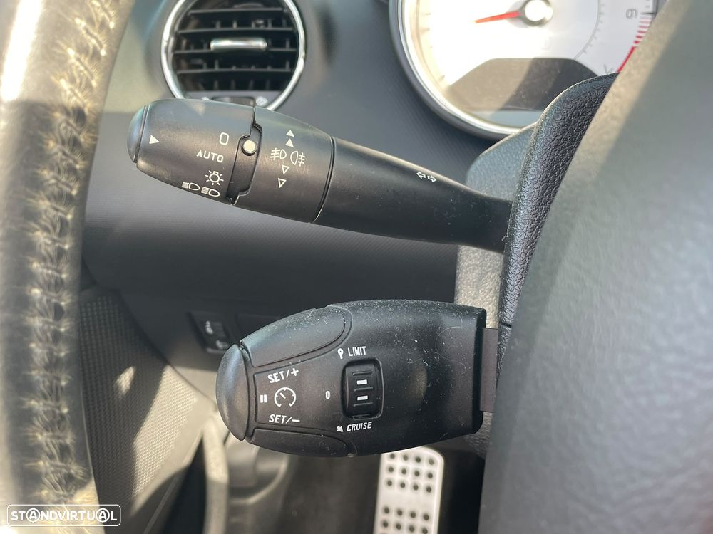 Peugeot 308 CC 155 THP Allure - 26