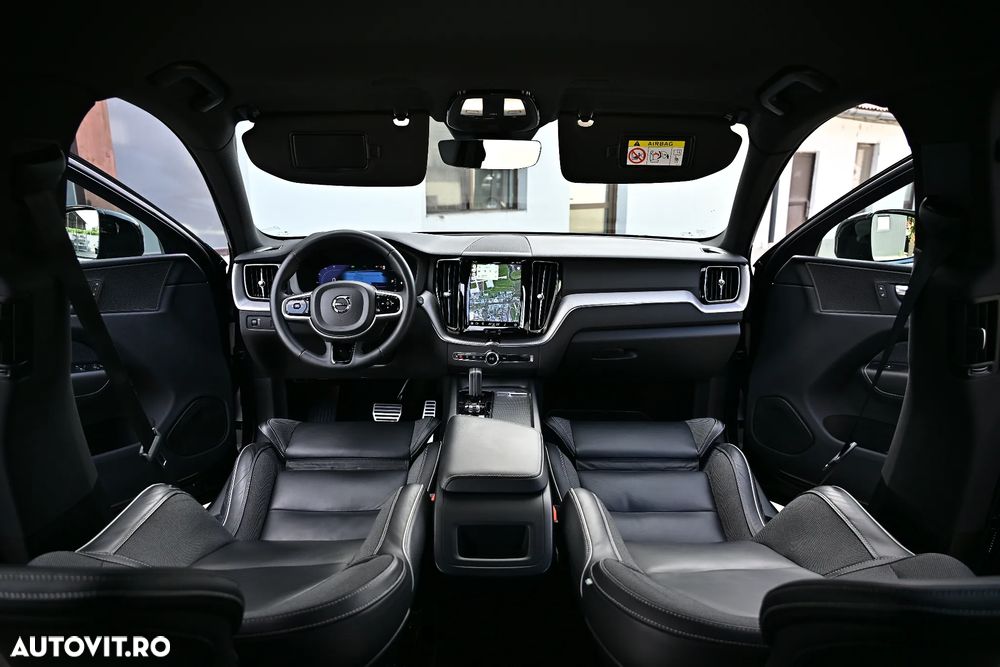 Volvo XC 60 B4 MHEV AT8 AWD R-Design - 8