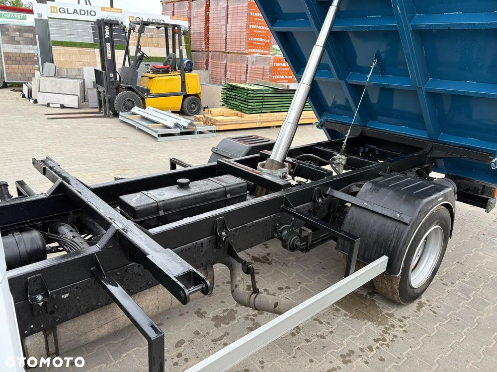 Mercedes-Benz Vario 614 - 10