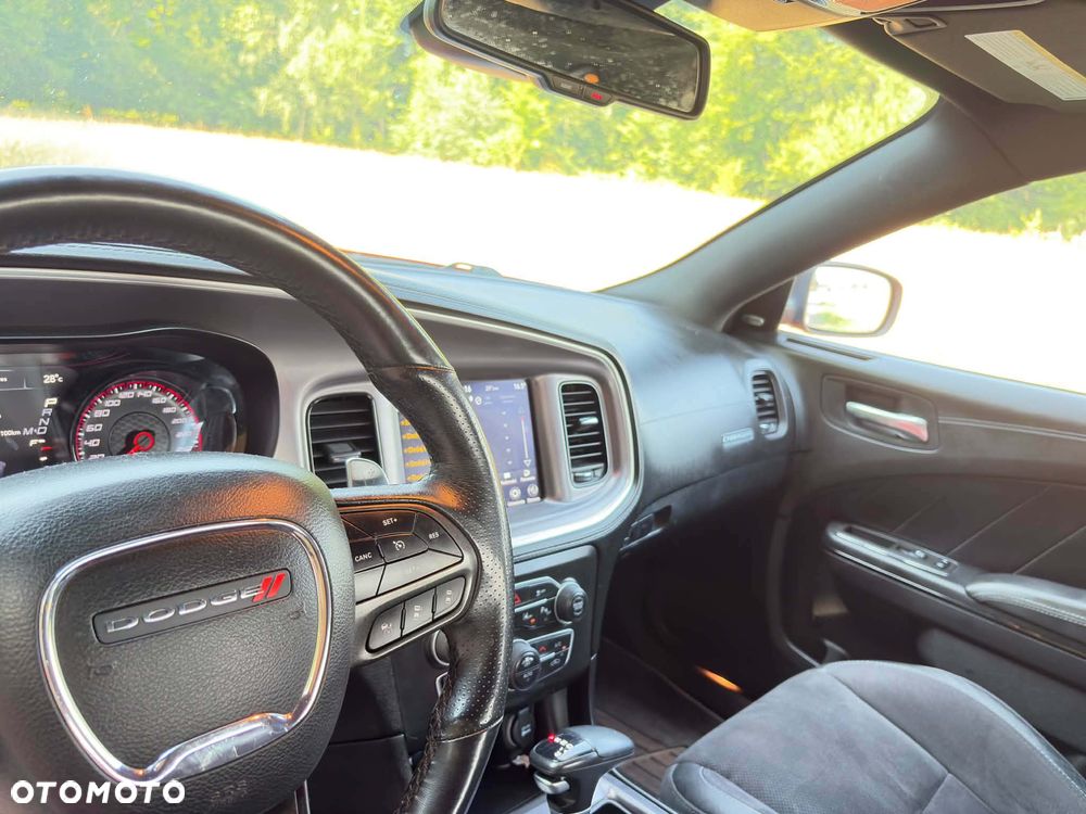 Dodge Charger - 8