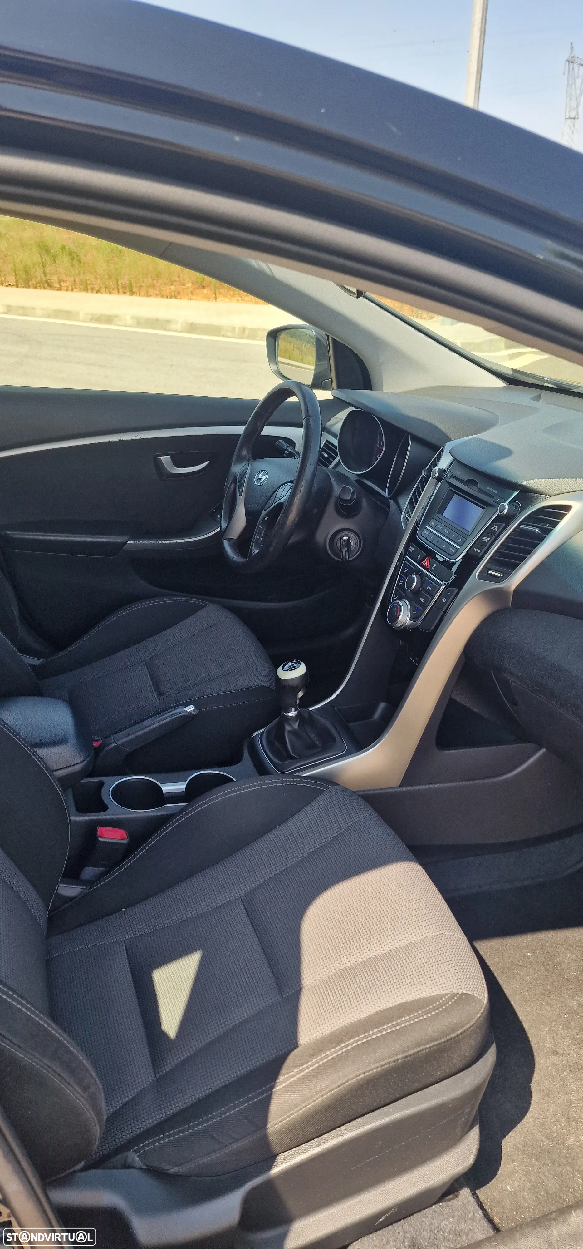 Hyundai i30 1.6 CRDI Blue Comfort - 11