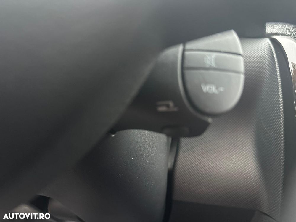 Dacia Duster 1.6 16V 4x4 Ambiance - 12