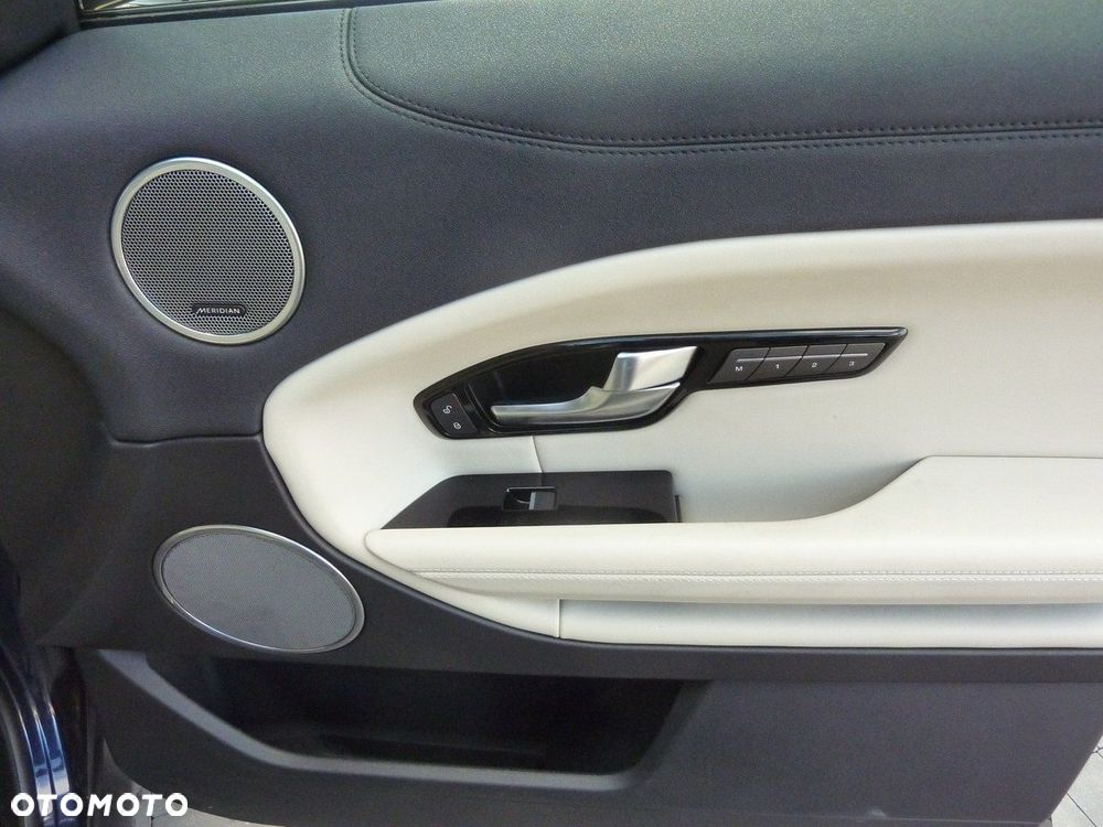 Land Rover Range Rover Evoque - 32