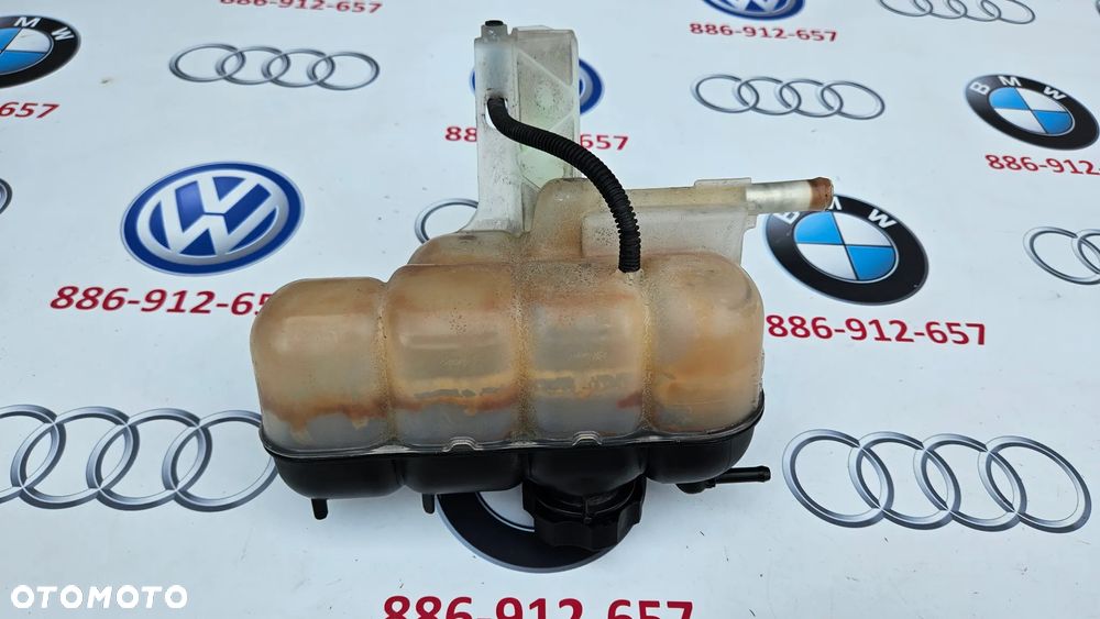 Dodge Durango LIFT 2017- 3.6 V6 Zbiornik wyrównawczy Zbiorniczek płynu chłodniczego 68244088AA - 5